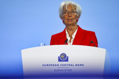 La Bce taglia ancora i tassi mentre il mercato si interroga sul futuro di Christine